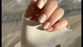 همسات الحبر: اكتشف فن الإتقان البسيط