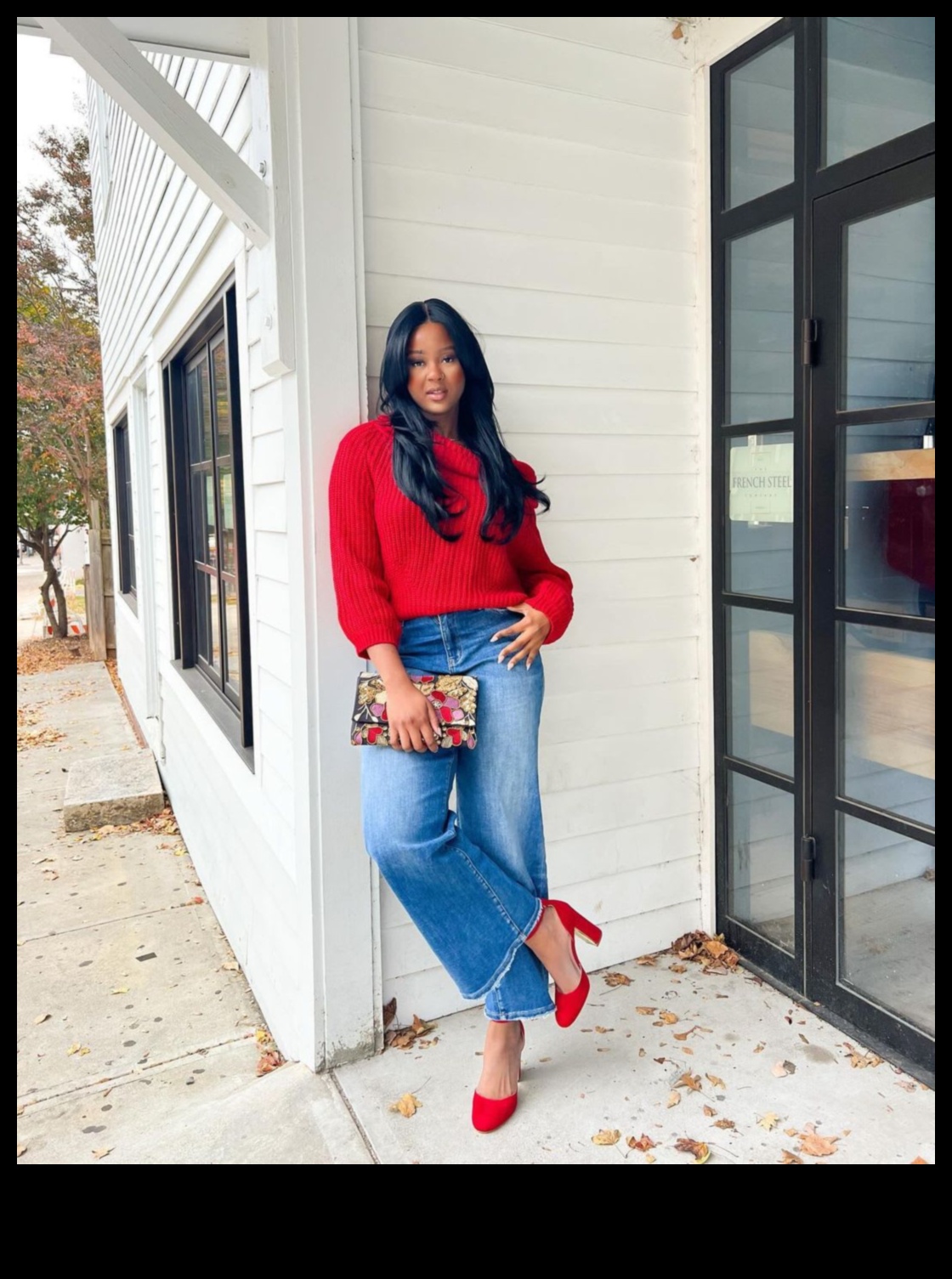 الشتاء غريب الأطوار: عناصر مرحة في أزياء الطقس البارد