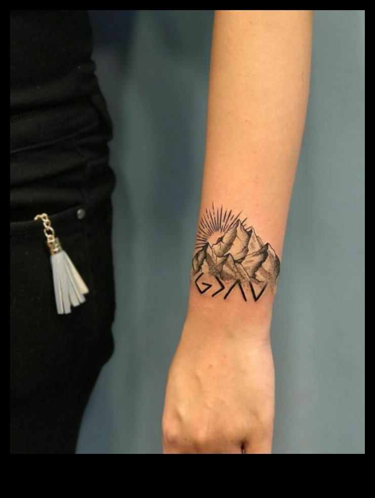 قماش المعصم حيث يصنع الوشم الصغير بيانًا جريئًا 2 قماش المعصم: حيث يدلي الوشم الصغير ببيان جريء