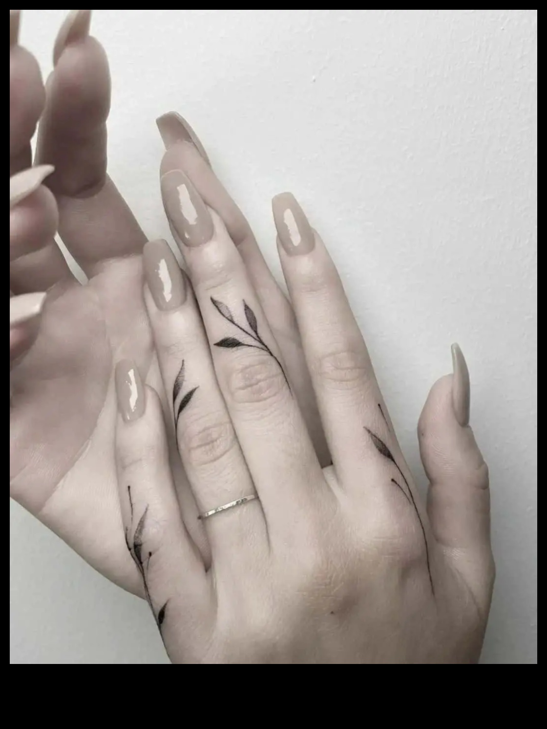 روائع صغيرة: انغمس في جاذبية أناقة وشم الأصابع