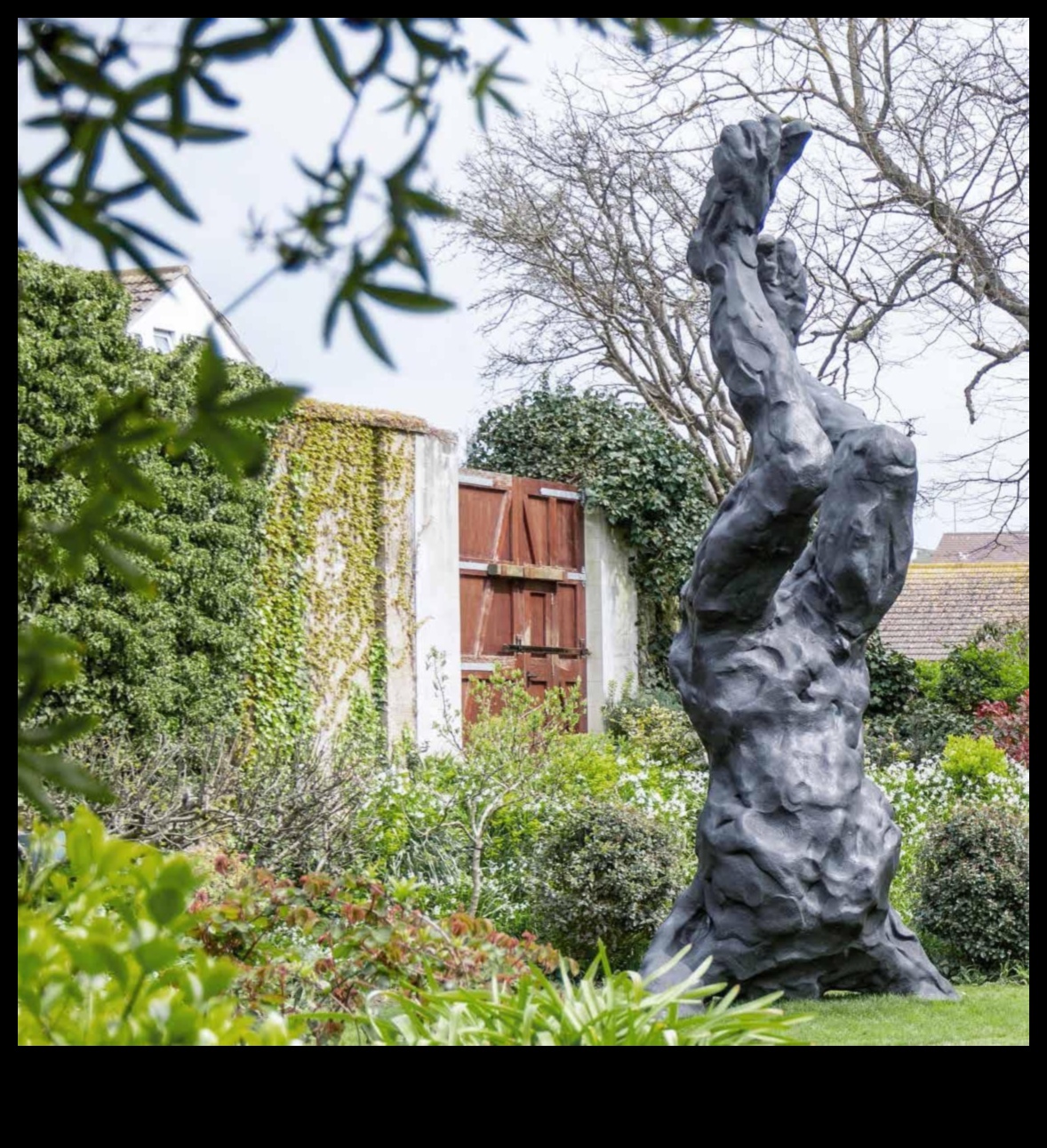 روعة النحت: التحولات الفنية للشكل البشري